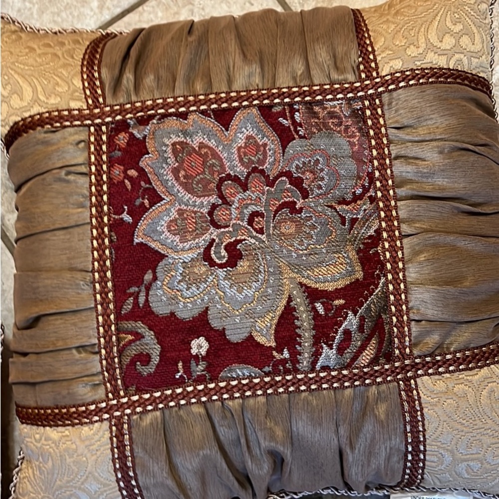 Croscille pillows & drapes-total of 5 pillows &  1 sham & Bedskirt